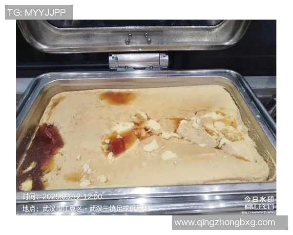 足球明星亲身体验中餐魅力探索美食与文化的完美结合 足球明星亲身体验中餐魅力探索美食与文化的完美结合