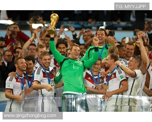 德国足球明星格的辉煌历程与对足球的深远影响解析 德国足球明星格的辉煌历程与对足球的深远影响解析